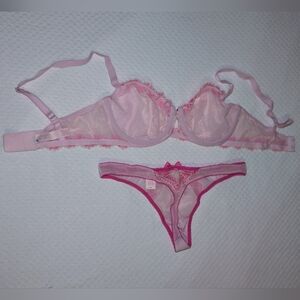 34D MEDIUM Victoria’s Secret pink bra set